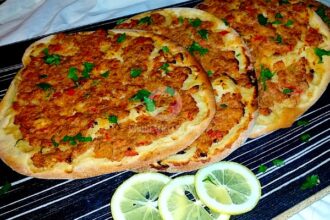 Лахмаджун (турска пица)
