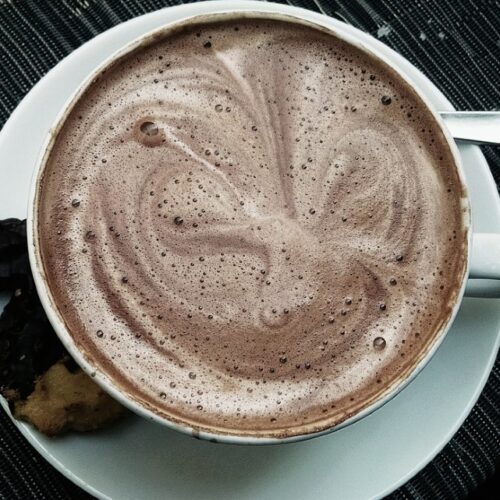 Топъл шоколад с кафе
