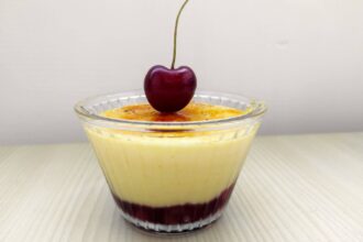 Вкусен крем с череши по каталунска рецепта