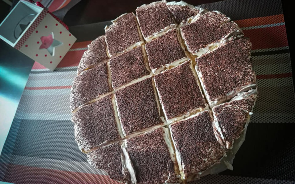 Домашна торта тирамису